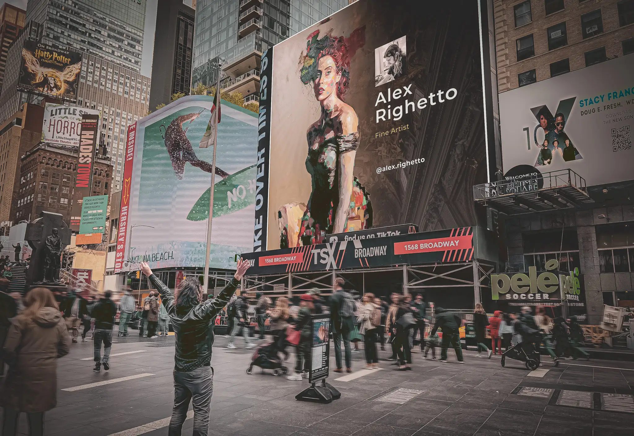 Image of Alex Righetto presenting 'The Daughter of Mona Lisa' in Times Square, a vibrant artwork.
